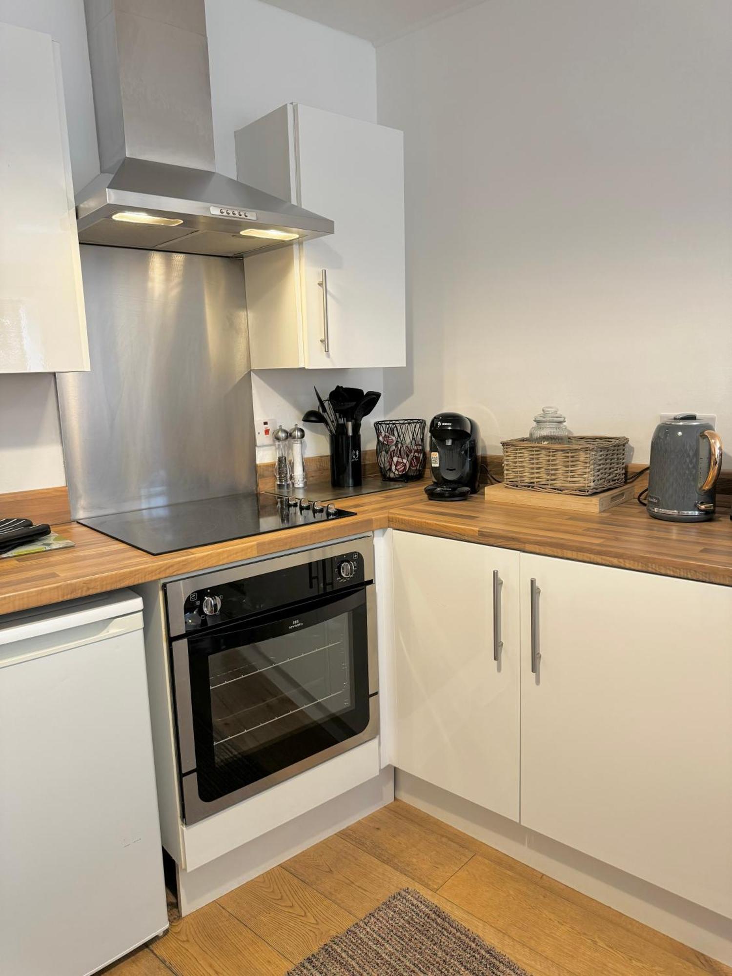 Nordic Suites Ulverston Εξωτερικό φωτογραφία